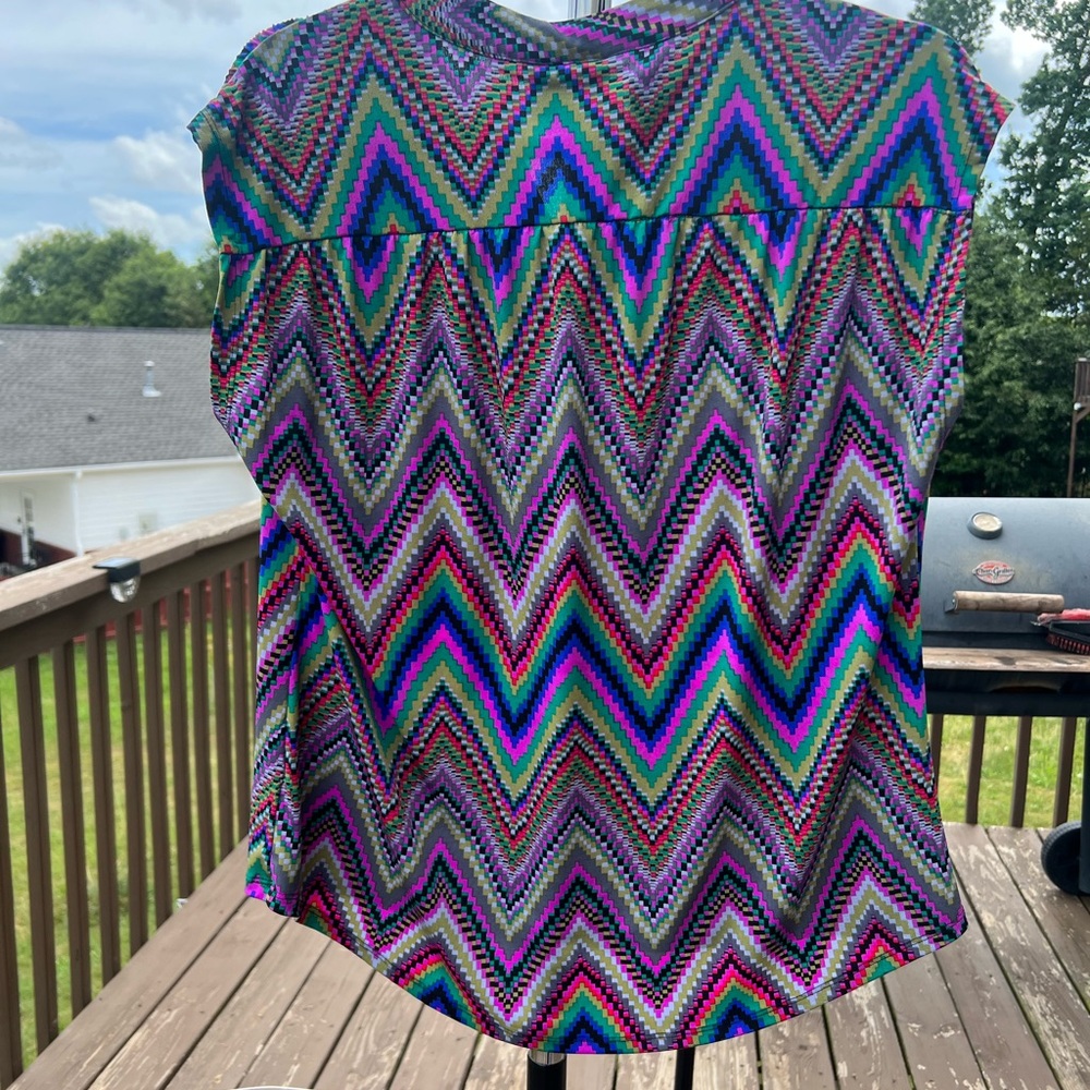 Multicolored New Directions Zigzag Top Size Large - image 4